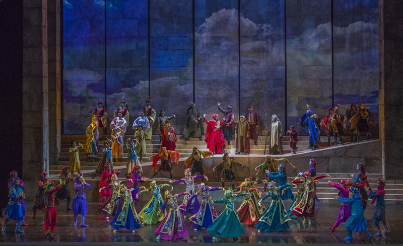 Sailing The Silk Road